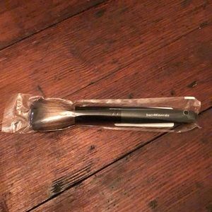 Bare Minerals Flawless Finish Brush